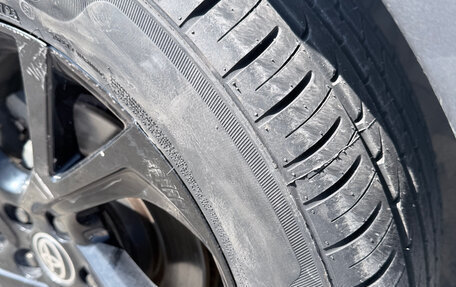 Toyota C-HR I рестайлинг, 2020 год, 3 000 000 рублей, 33 фотография