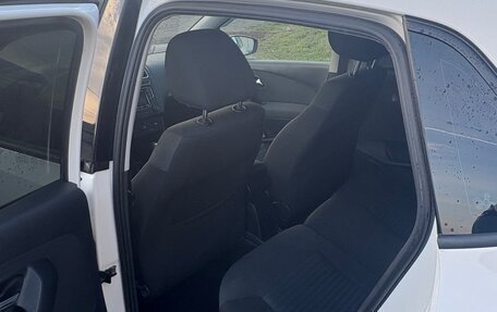 Volkswagen Polo VI (EU Market), 2011 год, 840 000 рублей, 13 фотография