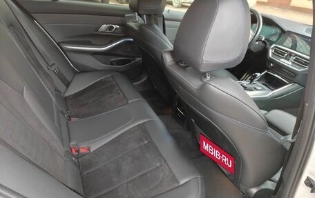 BMW 3 серия, 2021 год, 3 950 000 рублей, 16 фотография