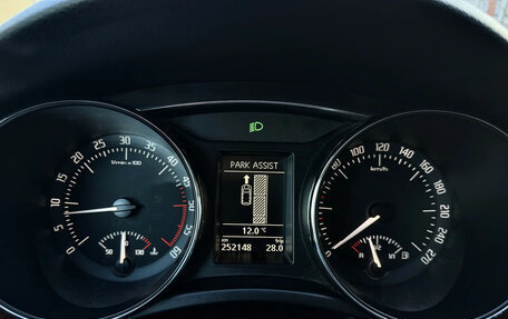 Skoda Superb III рестайлинг, 2008 год, 890 000 рублей, 18 фотография