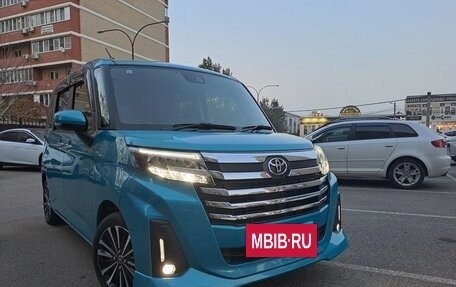 Toyota Roomy I, 2022 год, 950 000 рублей, 2 фотография