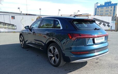 Audi e-tron I, 2021 год, 5 168 000 рублей, 4 фотография