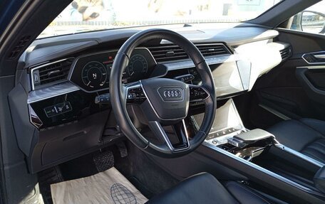 Audi e-tron I, 2021 год, 5 168 000 рублей, 7 фотография