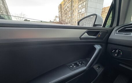 Volkswagen Tiguan II, 2020 год, 3 250 000 рублей, 17 фотография