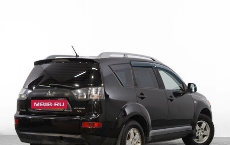 Mitsubishi Outlander III рестайлинг 3, 2007 год, 999 000 рублей, 5 фотография