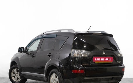 Mitsubishi Outlander III рестайлинг 3, 2007 год, 999 000 рублей, 7 фотография