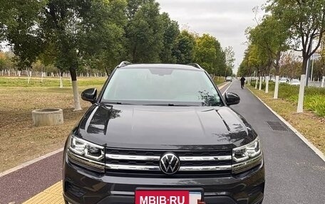 Volkswagen Tharu, 2022 год, 1 800 000 рублей, 2 фотография