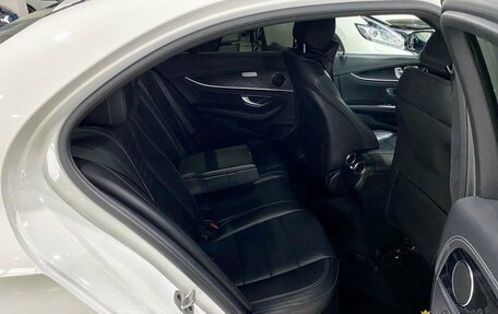 Mercedes-Benz E-Класс, 2020 год, 3 999 000 рублей, 21 фотография
