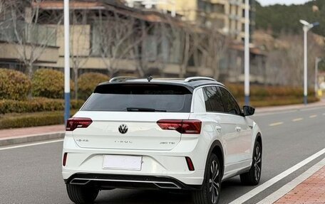 Volkswagen T-Roc I, 2022 год, 1 520 000 рублей, 5 фотография