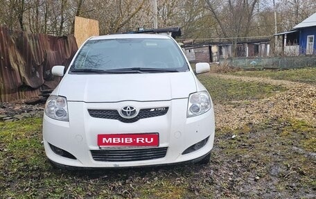 Toyota Auris II, 2007 год, 650 000 рублей, 1 фотография