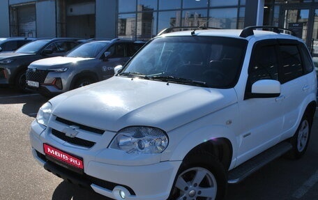 Chevrolet Niva I рестайлинг, 2015 год, 470 000 рублей, 1 фотография