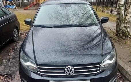 Volkswagen Polo VI (EU Market), 2018 год, 800 000 рублей, 1 фотография