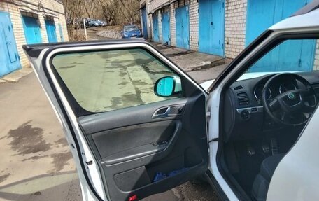 Skoda Yeti I рестайлинг, 2010 год, 700 000 рублей, 11 фотография