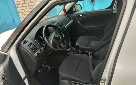 Skoda Yeti I рестайлинг, 2010 год, 700 000 рублей, 13 фотография