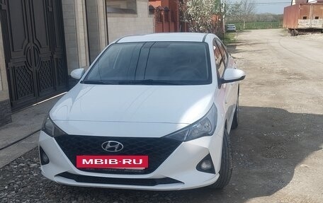 Hyundai Solaris II рестайлинг, 2021 год, 1 480 000 рублей, 14 фотография