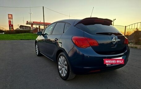 Opel Astra J, 2010 год, 680 000 рублей, 4 фотография