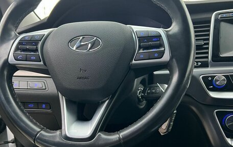 Hyundai Sonata VII, 2018 год, 2 100 000 рублей, 21 фотография