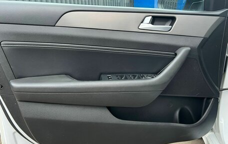 Hyundai Sonata VII, 2018 год, 2 100 000 рублей, 23 фотография