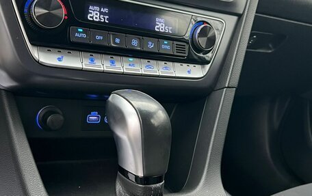 Hyundai Sonata VII, 2018 год, 2 100 000 рублей, 24 фотография