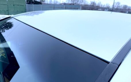 Toyota Prius IV XW50, 2017 год, 2 300 000 рублей, 21 фотография