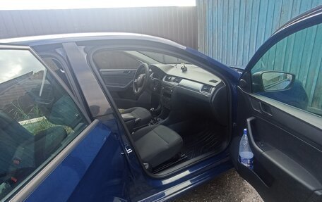 Skoda Rapid I, 2015 год, 695 000 рублей, 3 фотография