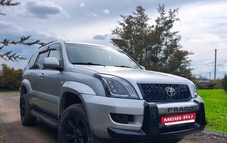 Toyota Land Cruiser Prado 120 рестайлинг, 2003 год, 2 199 000 рублей, 2 фотография