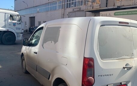 Peugeot Partner II рестайлинг 2, 2011 год, 600 000 рублей, 3 фотография