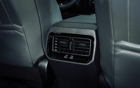 Toyota RAV4, 2025 год, 4 350 000 рублей, 17 фотография