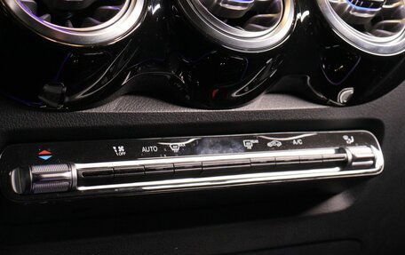 Mercedes-Benz GLB, 2022 год, 3 790 000 рублей, 13 фотография