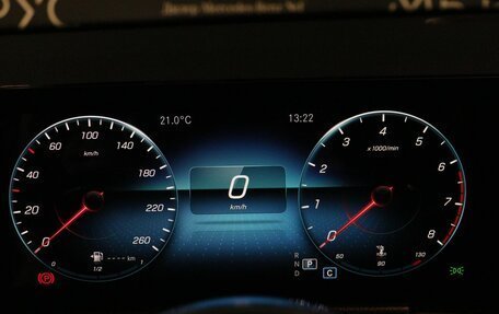Mercedes-Benz GLB, 2022 год, 3 790 000 рублей, 10 фотография