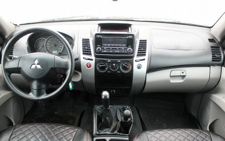 Mitsubishi Pajero Sport II рестайлинг, 2014 год, 1 599 000 рублей, 7 фотография