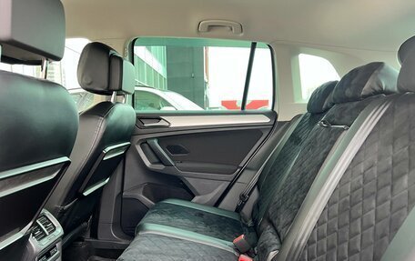 Volkswagen Tiguan II, 2017 год, 1 990 000 рублей, 13 фотография