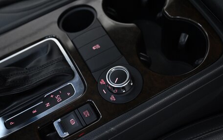 Volkswagen Touareg III, 2012 год, 1 899 000 рублей, 12 фотография