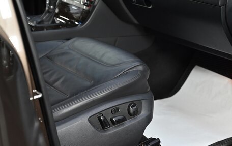 Volkswagen Touareg III, 2012 год, 1 899 000 рублей, 15 фотография