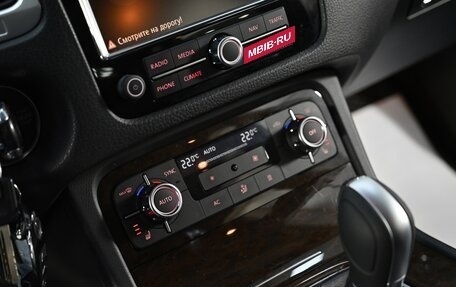 Volkswagen Touareg III, 2012 год, 1 899 000 рублей, 10 фотография