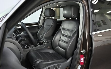 Volkswagen Touareg III, 2012 год, 1 899 000 рублей, 14 фотография