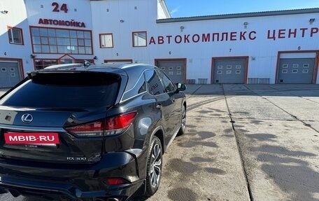 Lexus RX IV рестайлинг, 2021 год, 6 200 000 рублей, 6 фотография
