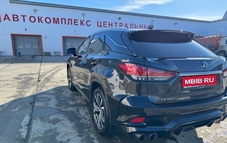 Lexus RX IV рестайлинг, 2021 год, 6 200 000 рублей, 4 фотография
