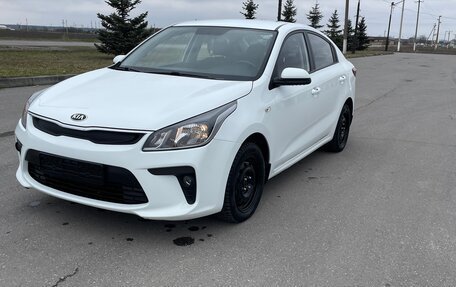 KIA Rio IV, 2017 год, 1 120 000 рублей, 1 фотография