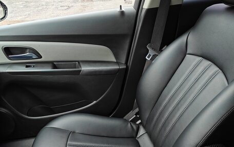 Chevrolet Cruze II, 2011 год, 820 000 рублей, 3 фотография