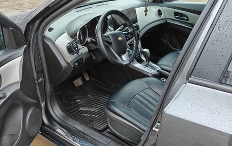 Chevrolet Cruze II, 2011 год, 820 000 рублей, 5 фотография