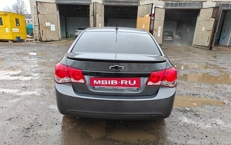 Chevrolet Cruze II, 2011 год, 820 000 рублей, 11 фотография