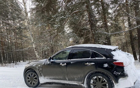 Infiniti QX70, 2013 год, 1 800 000 рублей, 6 фотография