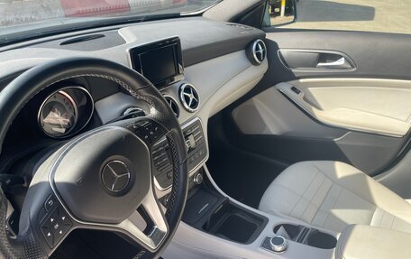 Mercedes-Benz GLA, 2015 год, 2 299 000 рублей, 10 фотография