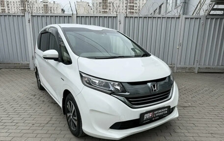Honda Freed II, 2019 год, 1 750 000 рублей, 3 фотография