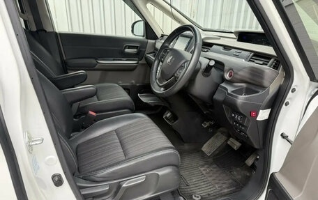 Honda Freed II, 2019 год, 1 750 000 рублей, 11 фотография