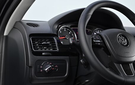 Volkswagen Touareg III, 2013 год, 1 584 000 рублей, 8 фотография