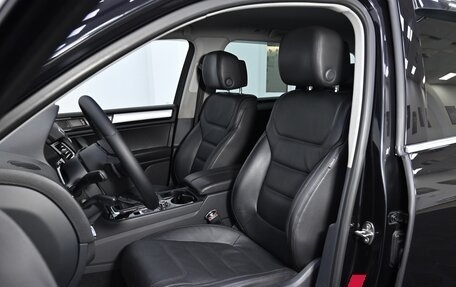 Volkswagen Touareg III, 2013 год, 1 584 000 рублей, 13 фотография