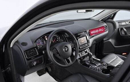 Volkswagen Touareg III, 2013 год, 1 584 000 рублей, 6 фотография