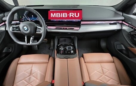 BMW 5 серия, 2025 год, 8 000 000 рублей, 10 фотография